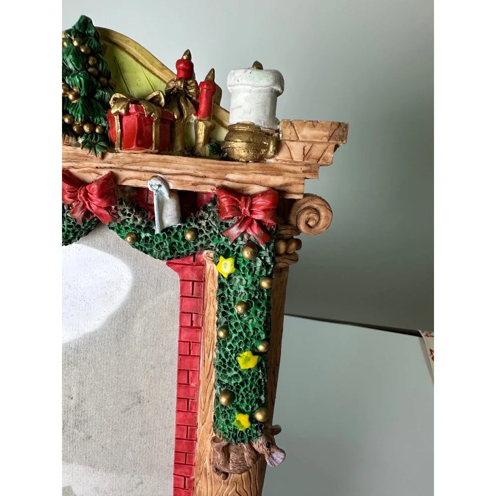 Vintage 90s 3D Christmas Fireplace Picture Frame Resin Holiday Decor Mantel